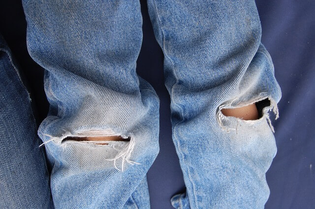 uttarakhand-cm-ripped-jeans.jpg