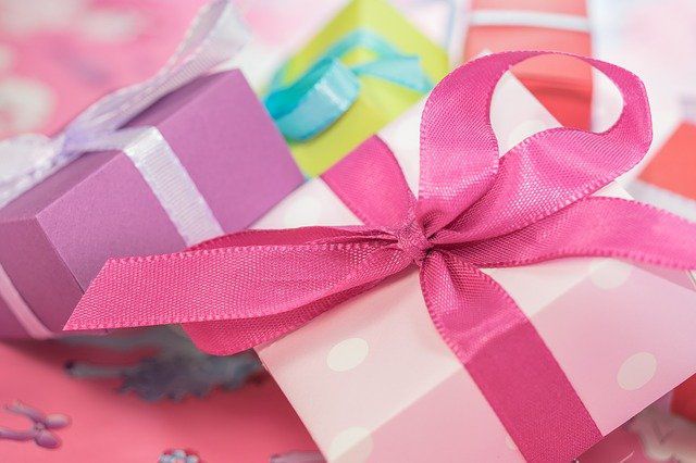 marriage gifts for couple