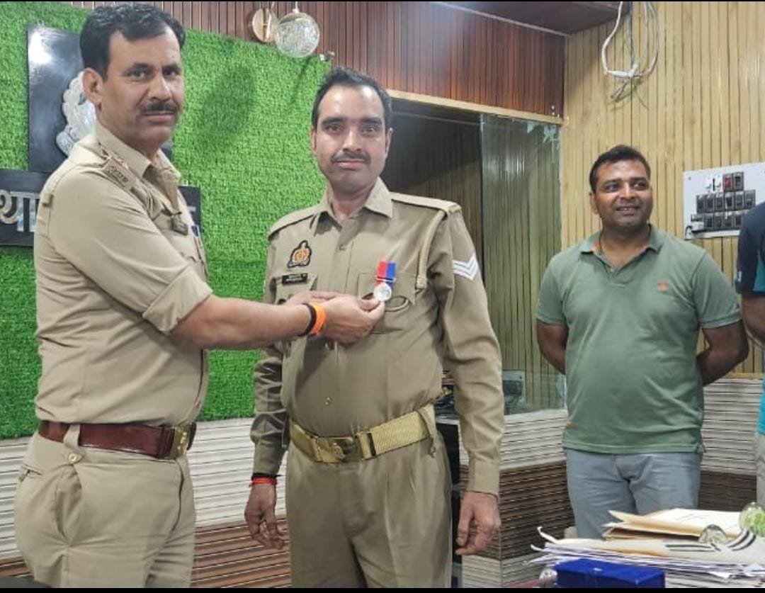 पुलिस सेवा में उत्कृष्ट योगदान के लिए अरविंद रुहेला सम्मानित, रुहेला संगठन ने जताया गर्व